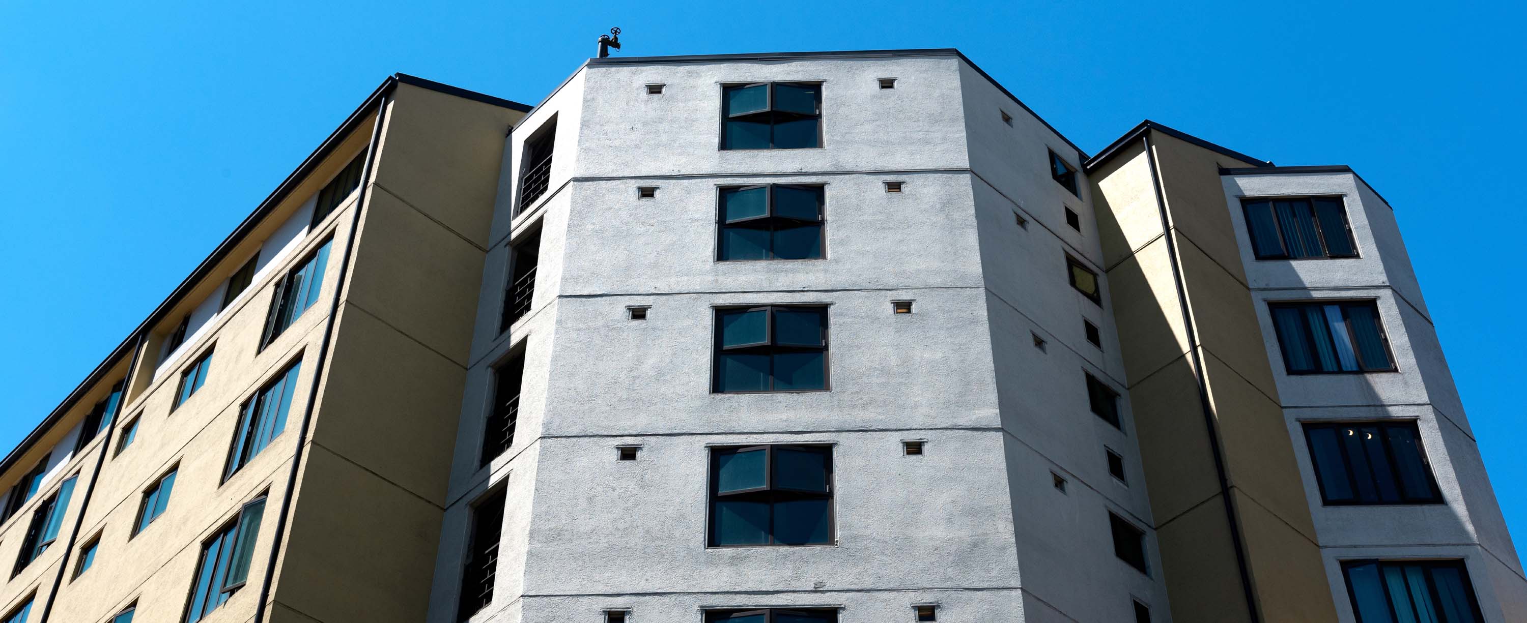 むー Sala Burton Manor | Tenderloin Neighborhood Development